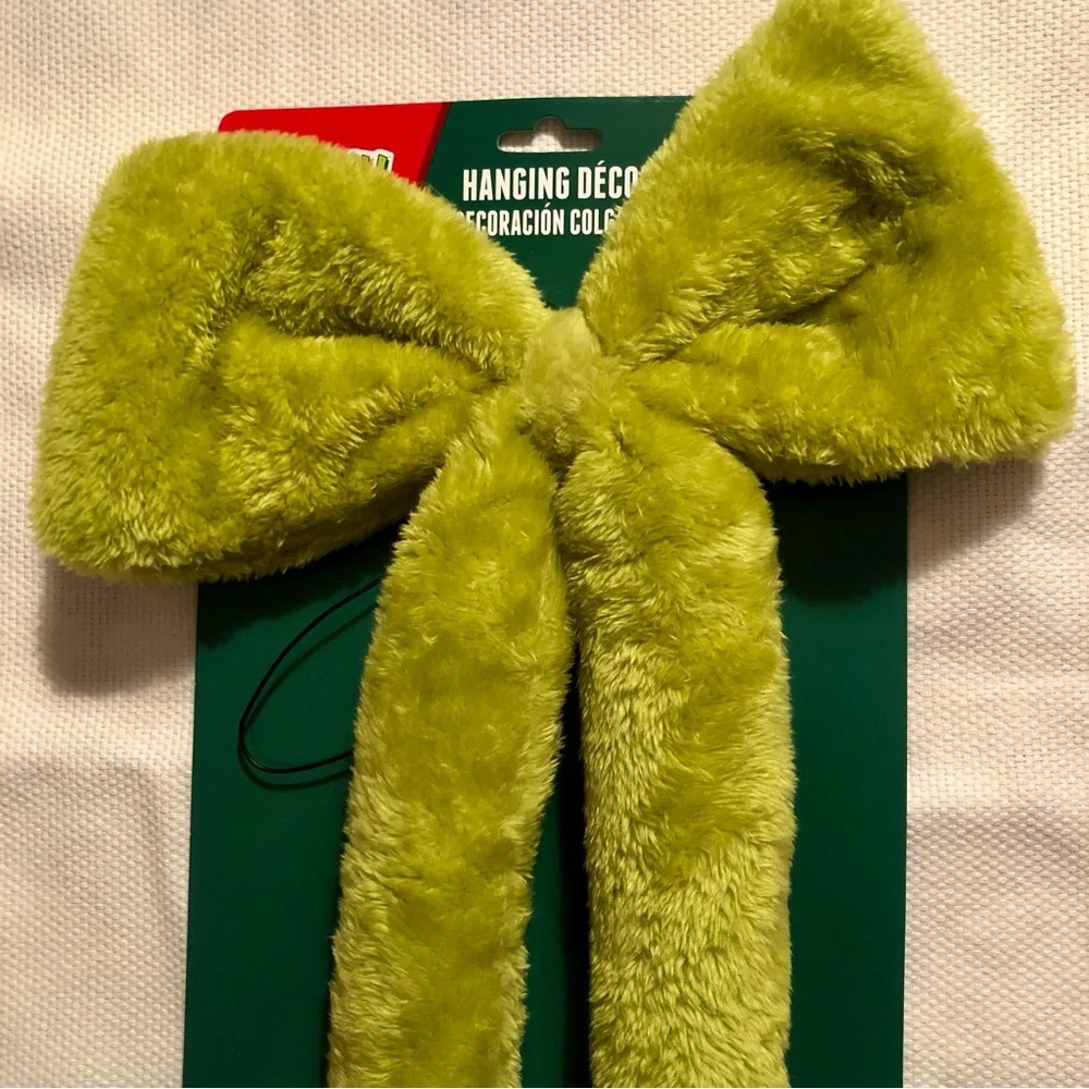 The Grinch Hanging Green Bow Grinch Legs Door Hangin NWT Dr. Suess furry soft